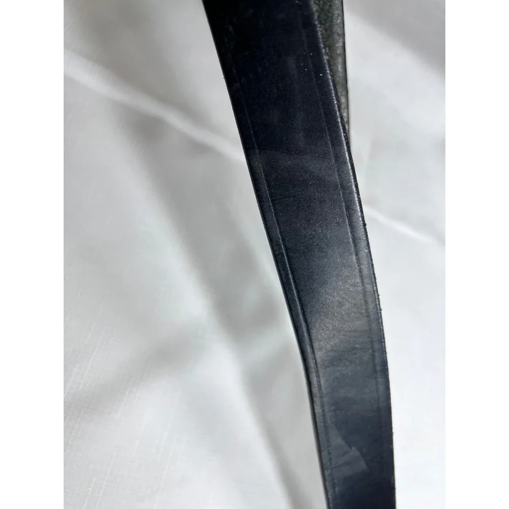 Levis Mens Black Genuine Leather Belt Silver Buckle Size 36 Classic Casual